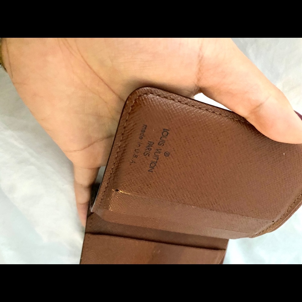💯Authentic! LV wallet. - Picture 7 of 9
